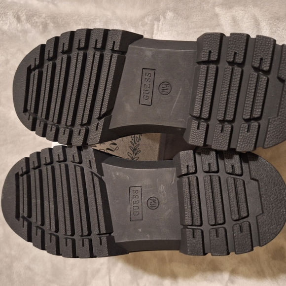 Guess Ferina combat boots size 11M - Picture 8 of 13